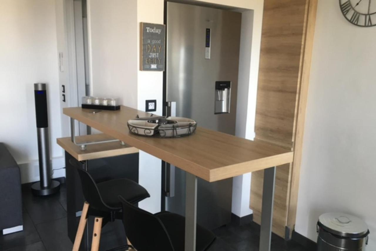 קאן Cosy 42M With Balcony Nice View And Wifi מראה חיצוני תמונה